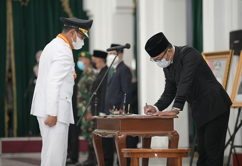 Governor Inaugurates Muhammad Yusuf as Mayor of Tasikmalaya Definitive